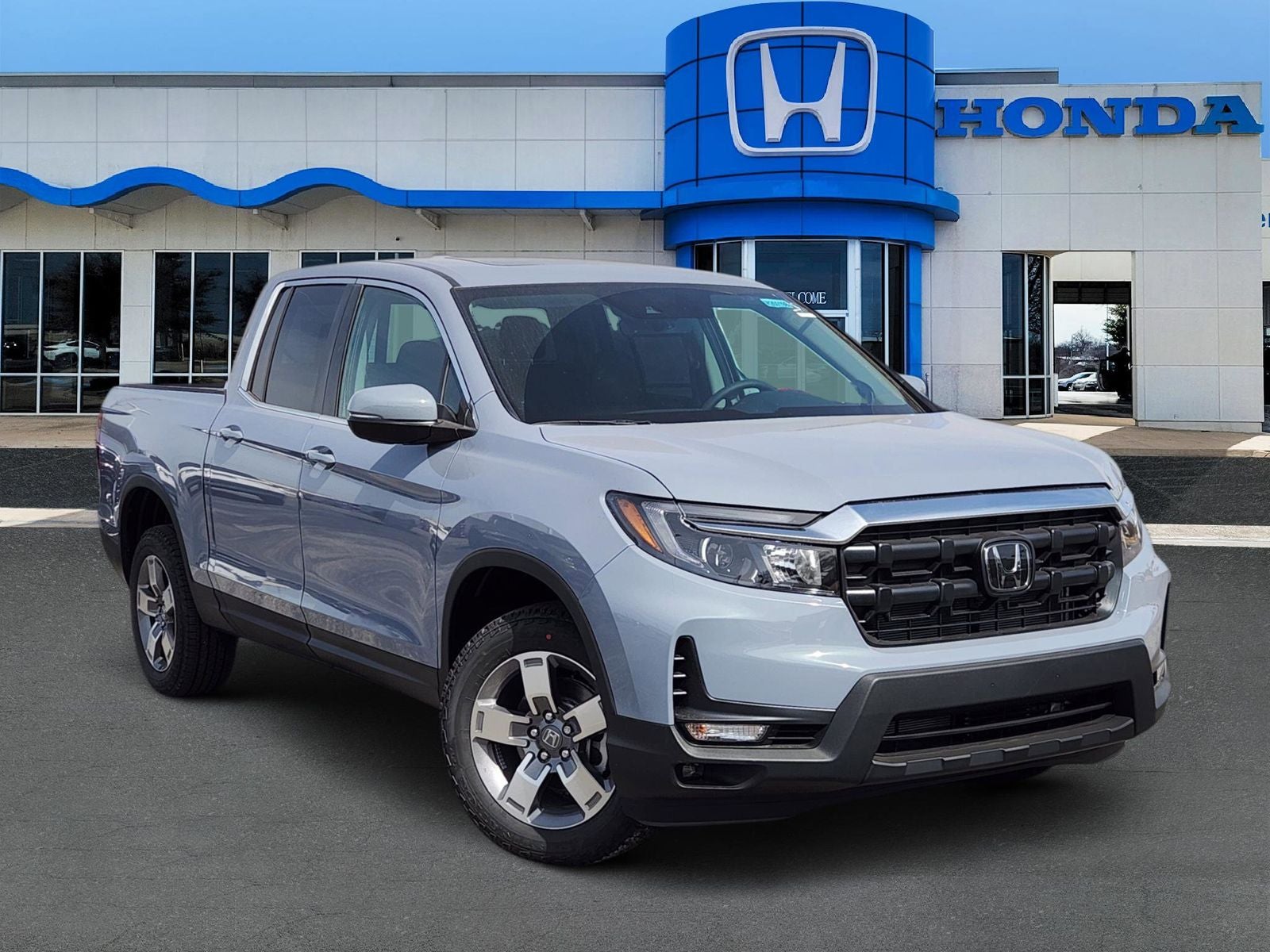 2026 Honda Ridgeline RTL in Sonic Gray Pearl — front three-quarter view
